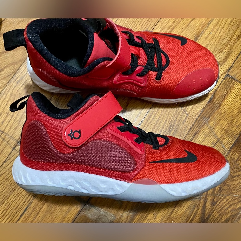 Boys Nike KD Trey 5V shoes